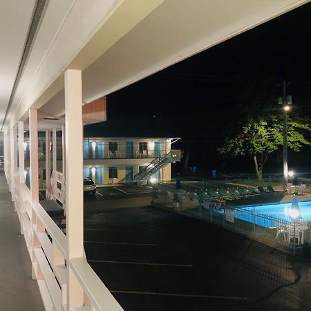 Starlite Motel Wisconsin Dells Ngoại thất bức ảnh