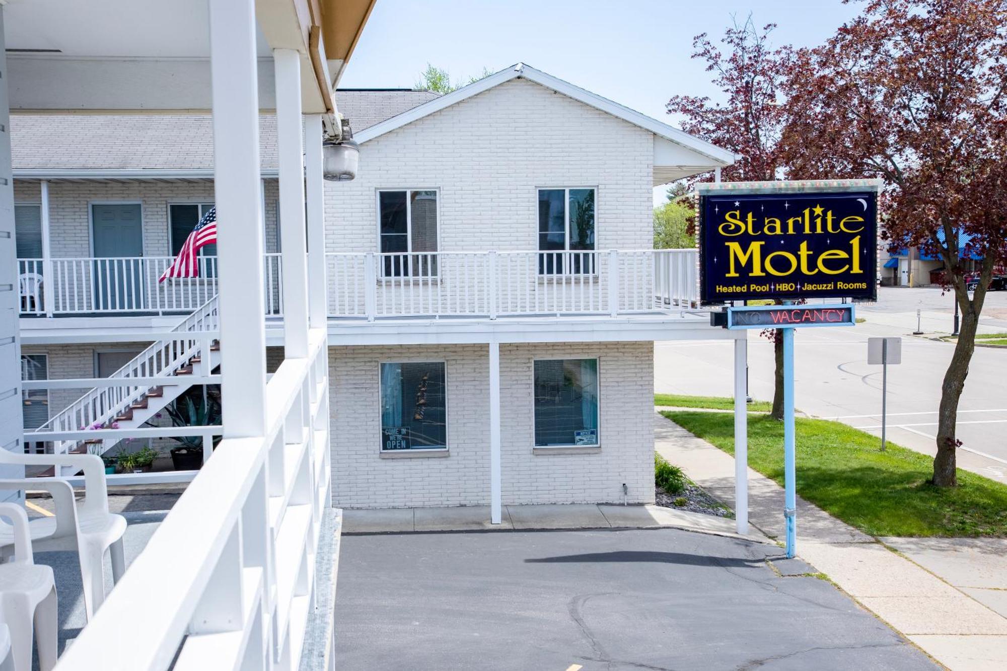 Starlite Motel Wisconsin Dells Ngoại thất bức ảnh