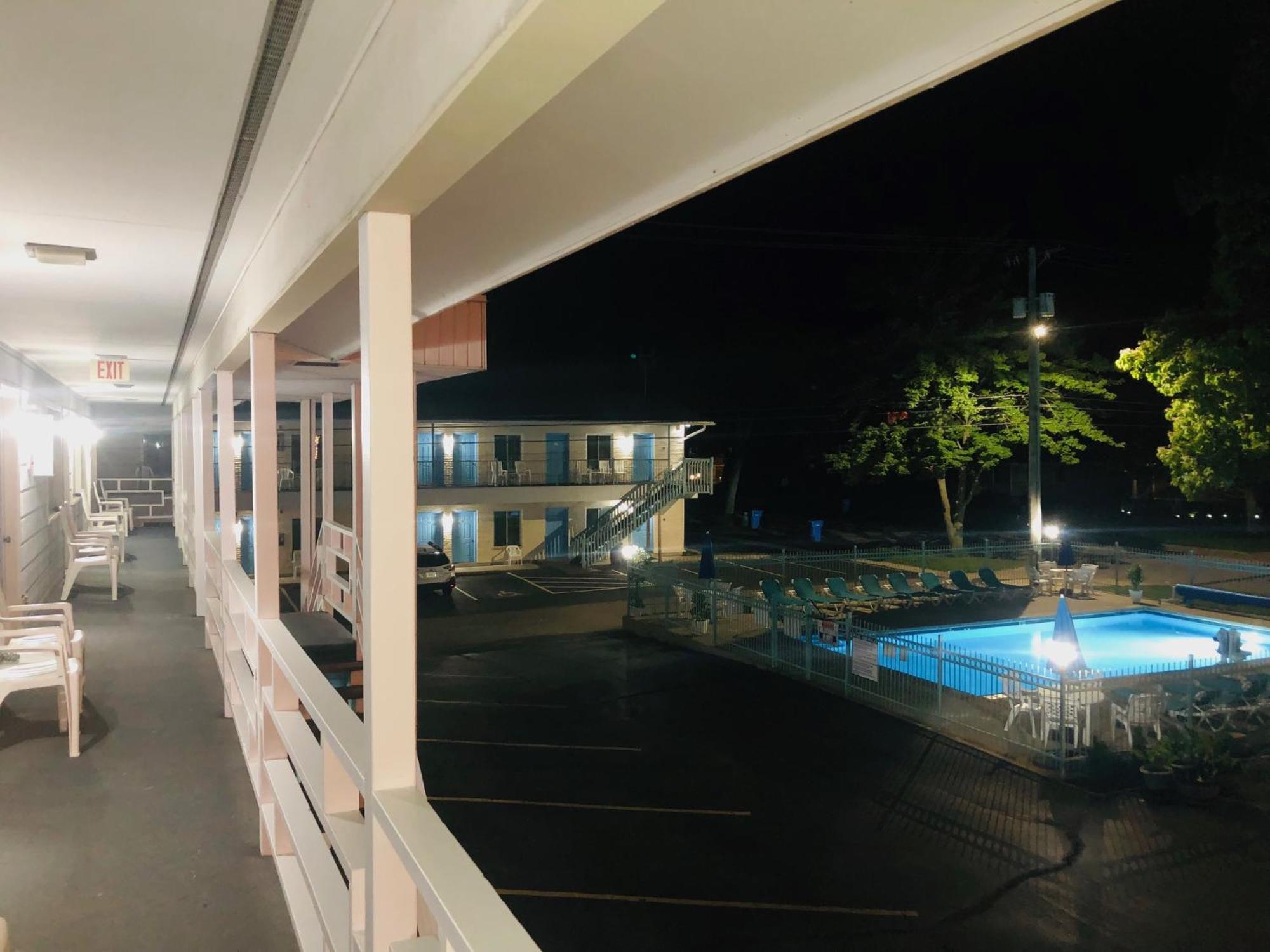 Starlite Motel Wisconsin Dells Ngoại thất bức ảnh