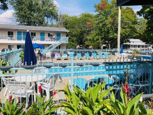 Starlite Motel Wisconsin Dells Ngoại thất bức ảnh